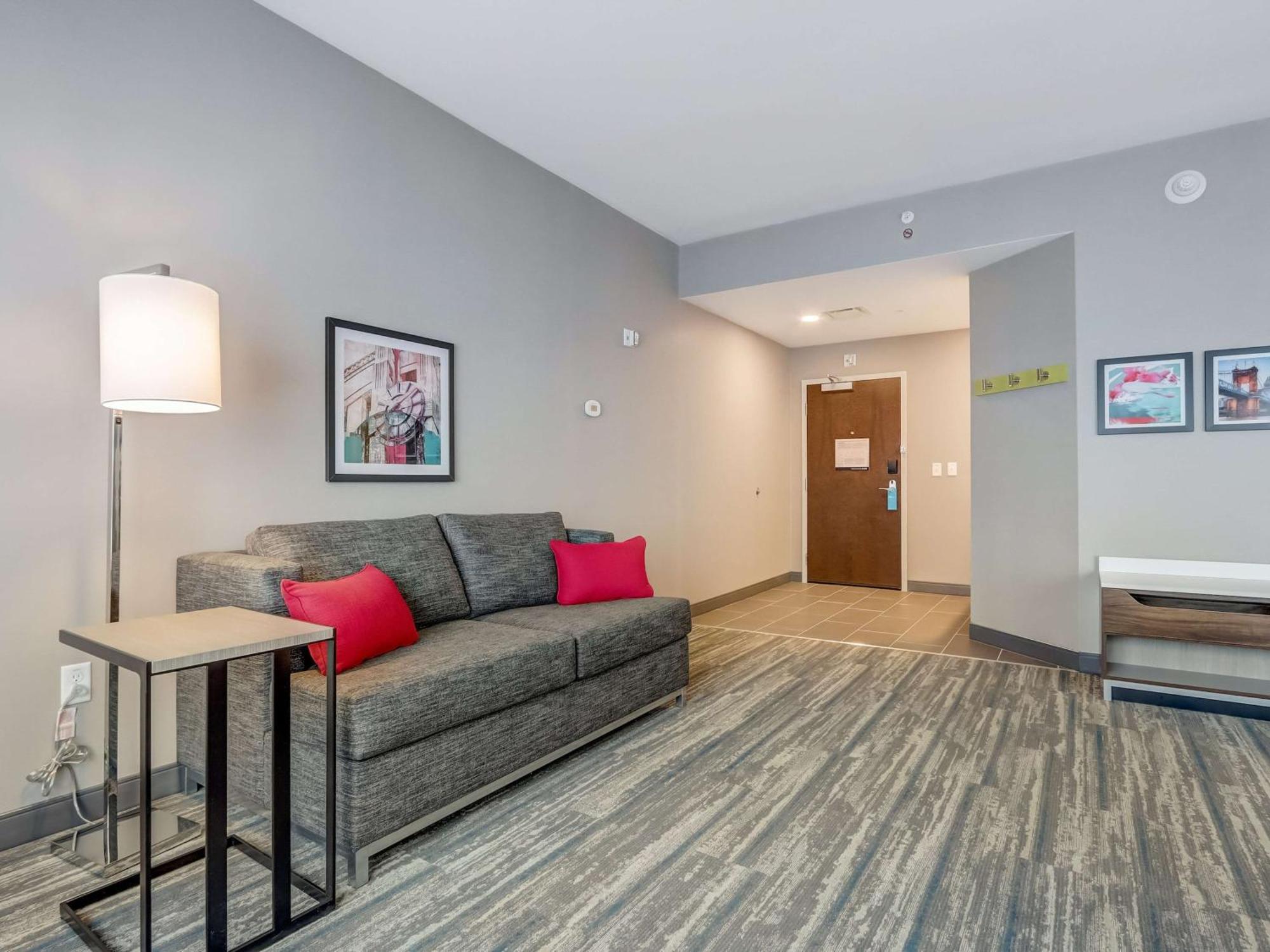 Hampton Inn & Suites Cincinnati Midtown Rookwood エクステリア 写真