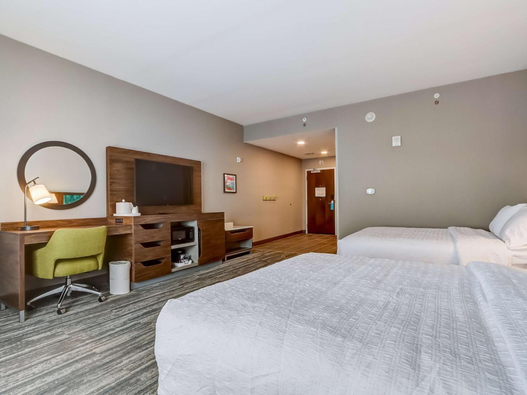 Hampton Inn & Suites Cincinnati Midtown Rookwood エクステリア 写真