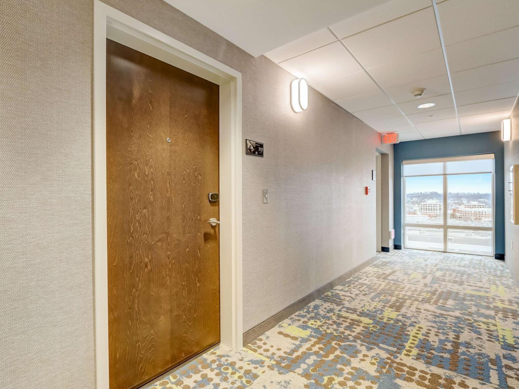 Hampton Inn & Suites Cincinnati Midtown Rookwood エクステリア 写真