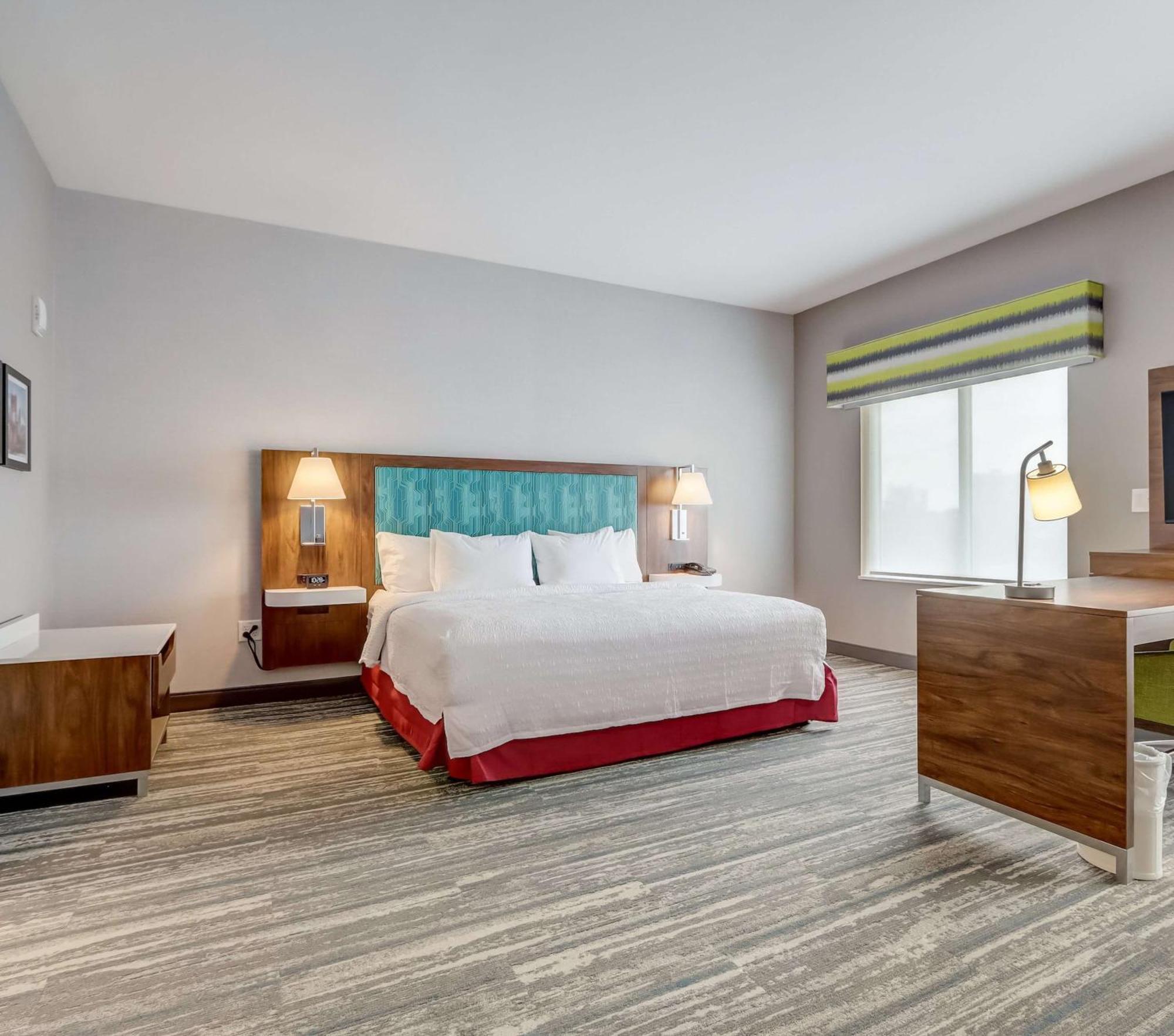 Hampton Inn & Suites Cincinnati Midtown Rookwood エクステリア 写真