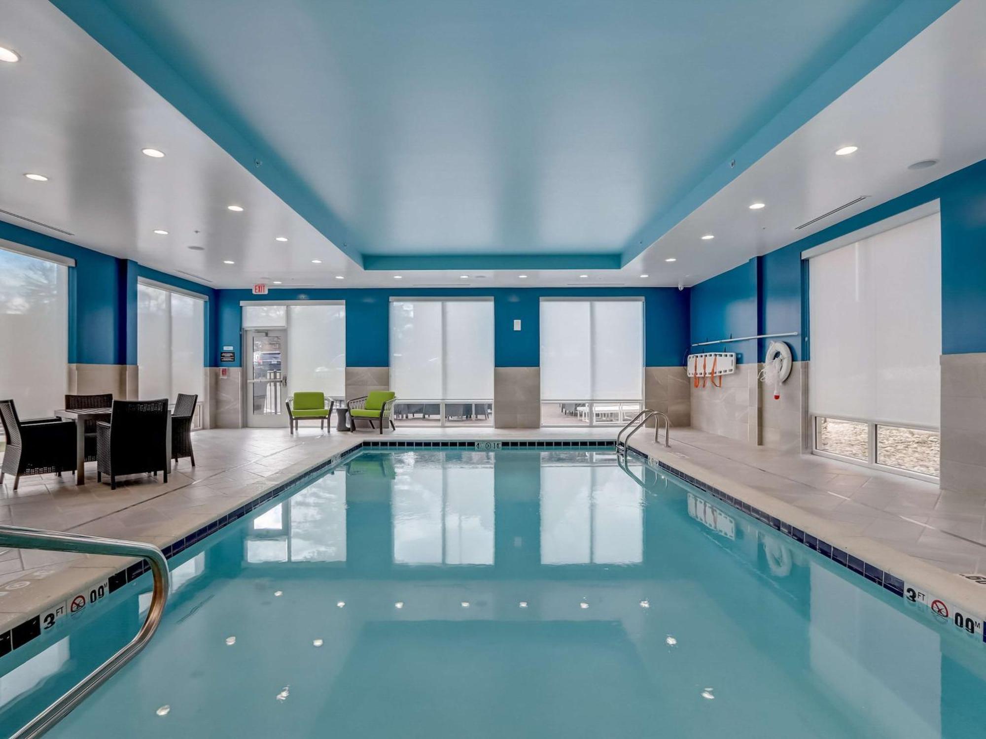 Hampton Inn & Suites Cincinnati Midtown Rookwood エクステリア 写真